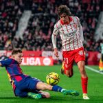 El Barcelona se deja remontar y pierde el liderato