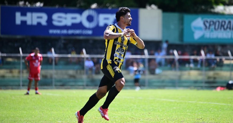 Aurora despierta: primera victoria y golpe a Malacateco