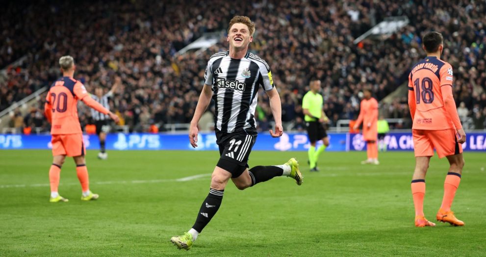 Newcastle y Barcelona empatan 1-1 en la ida de octavos de final