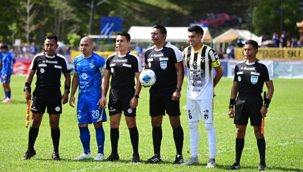 Cobán y Aurora FC no se hacen daño en el inicio de la fecha 17