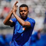 Francia inició con éxito su participación en la Copa Mundial