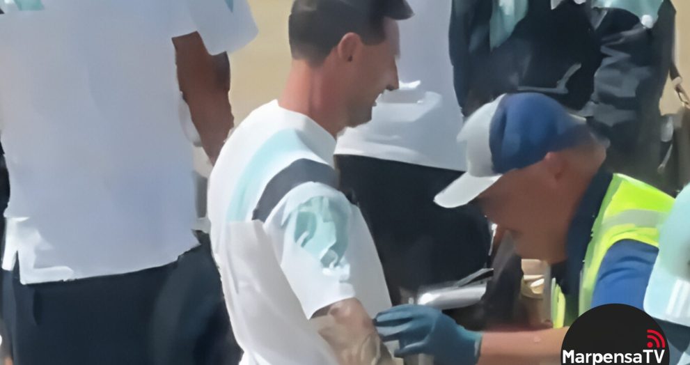 Messi protagoniza un curioso momento en el aeropuerto antes del duelo de Argentina ante Cabo Verde