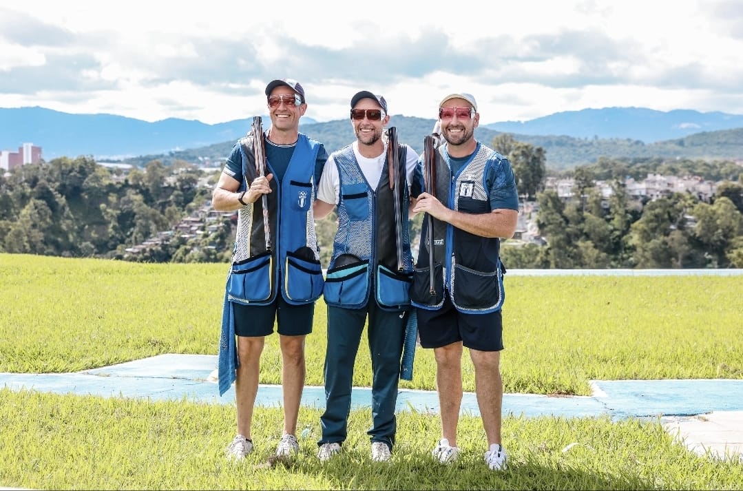 Guatemala gana oro y rompe récord con los hermanos Brol en Santo Domingo 2026