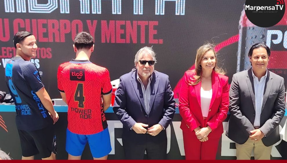 Municipal firma alianza con la marca de hidratación del Mundial