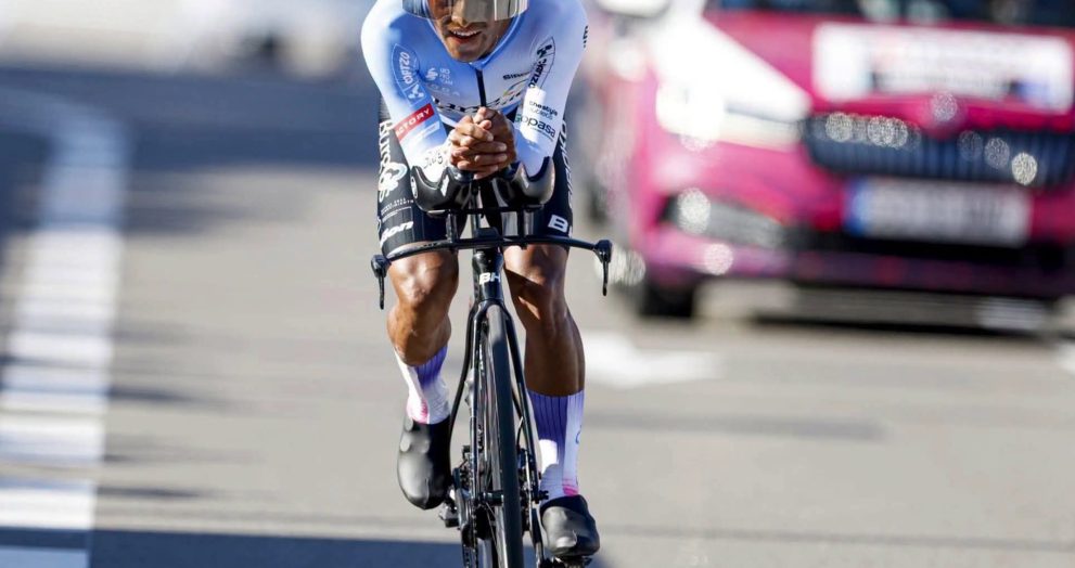 Sergio Chumil inicia su camino en la Vuelta a España 2026