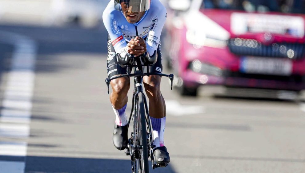Sergio Chumil inicia su camino en la Vuelta a España 2026
