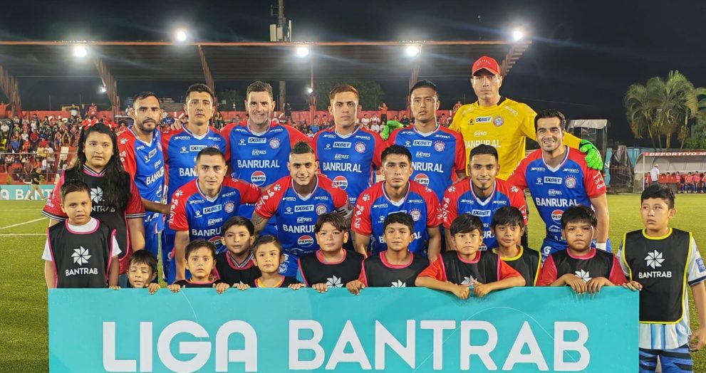 Malacateco rescata un empate con polémico penal ante Xelajú MC en el cierre del partido