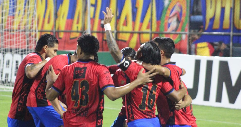 Municipal vence a Xelajú y se consolida en la parte alta del Apertura