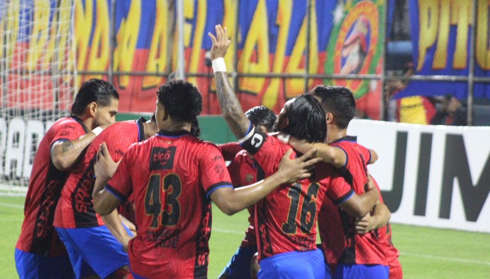 Municipal vence a Xelajú y se consolida en la parte alta del Apertura