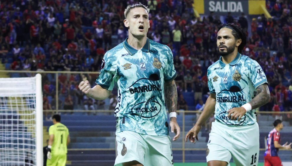 FAS y Municipal empatan 1-1 en el Cuscatlán y dejan abierto el Grupo D