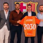 Barcelona hace oficial el fichaje de Dominik Livaković