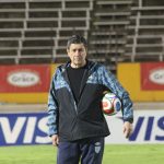 “Con esa alegría los quiero ver en el juego”: Luis Fernando Tena