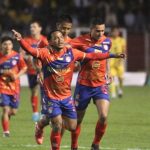 Xelajú golea, Malacateco gana y Comunicaciones empata bajo polémica por seis extranjeros en cancha