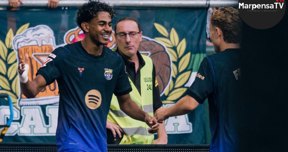 Barcelona golea al Betis y mantiene paso perfecto en La Liga