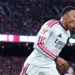 Real Madrid derrota al Barcelona y le arrebata el invicto en el Camp Nou