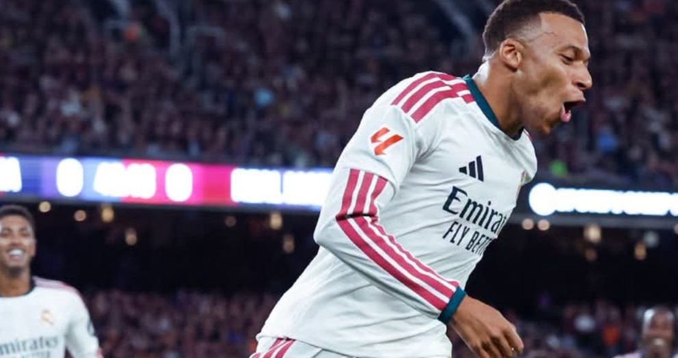 Real Madrid derrota al Barcelona y le arrebata el invicto en el Camp Nou