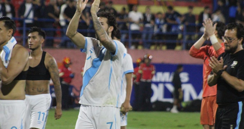 Los guatemaltecos Aaron Herrera y William Fajardo en el equipo ideal de la Concacaf
